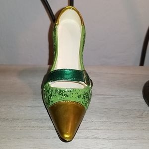 Miniature Left Shoe - Leprechaun Maiden?
